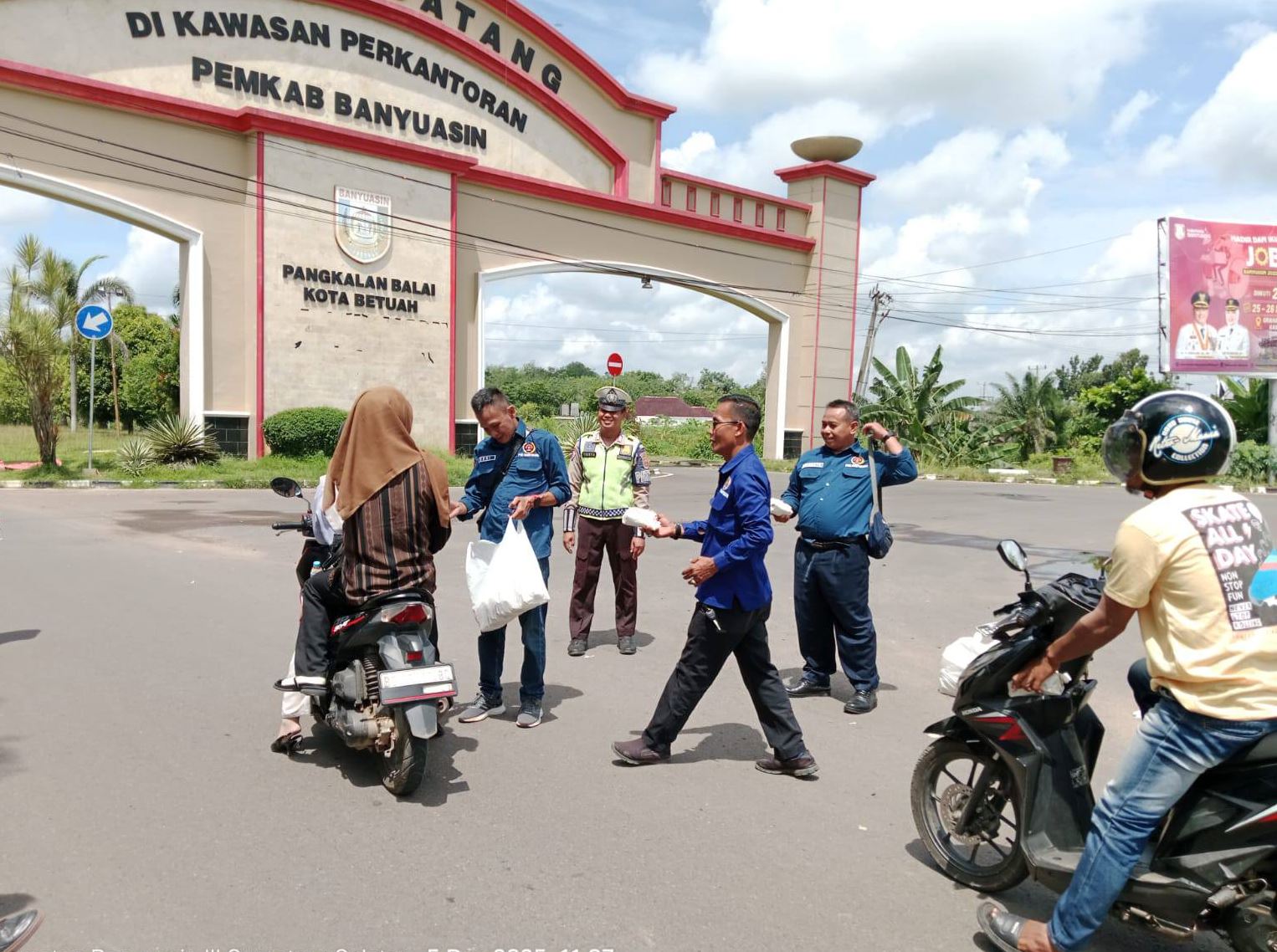 PWi Banyuasin, giat Jumat Berbagi